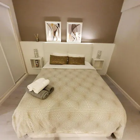 Old Town 5min To The 公寓 *